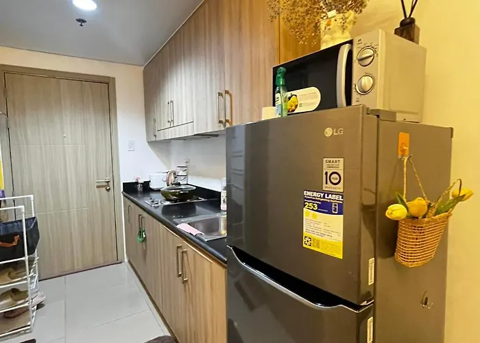 Affordable Staycation At Shore Residences Near Moa And Naia